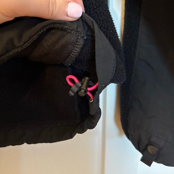 The North Face Women’s Denali Jacket Size Small - Picture 4 of 10